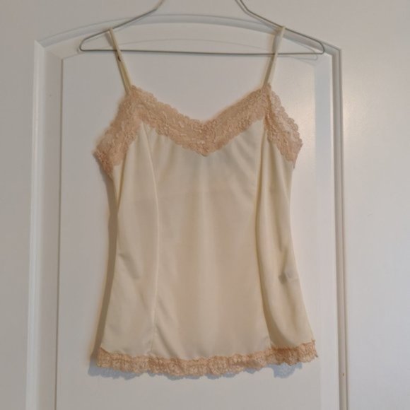 3/$20 / The Limited / Cream Lace Cami - Picture 1 of 4